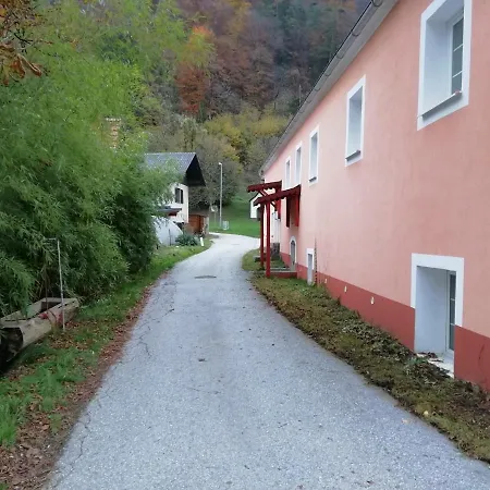 Apartment Little Free Parking Free Internet *